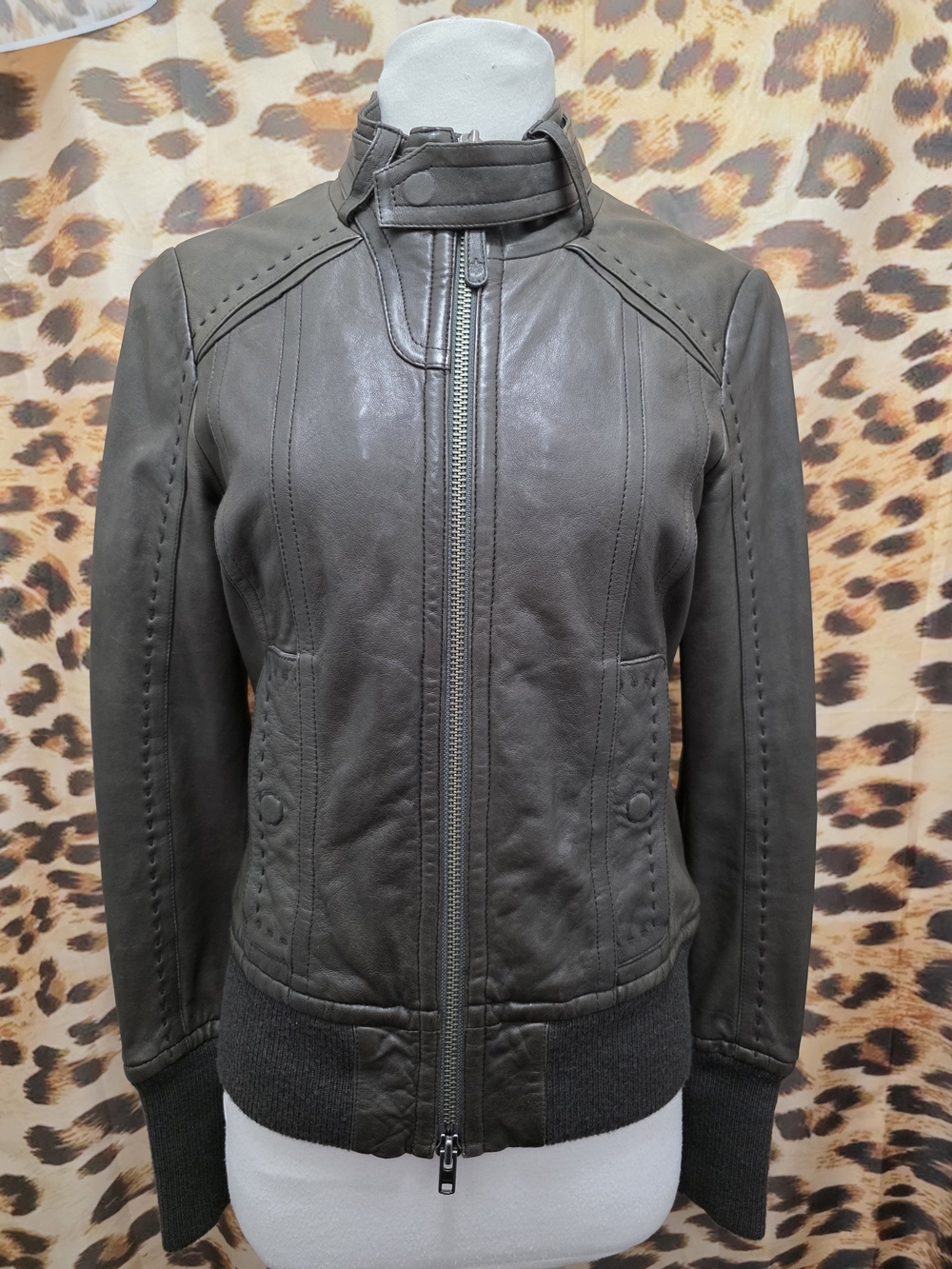 Mackage x Aritzia ELIE Y2K Grey Genuine Leather Moto Bomber Jacket - Size S